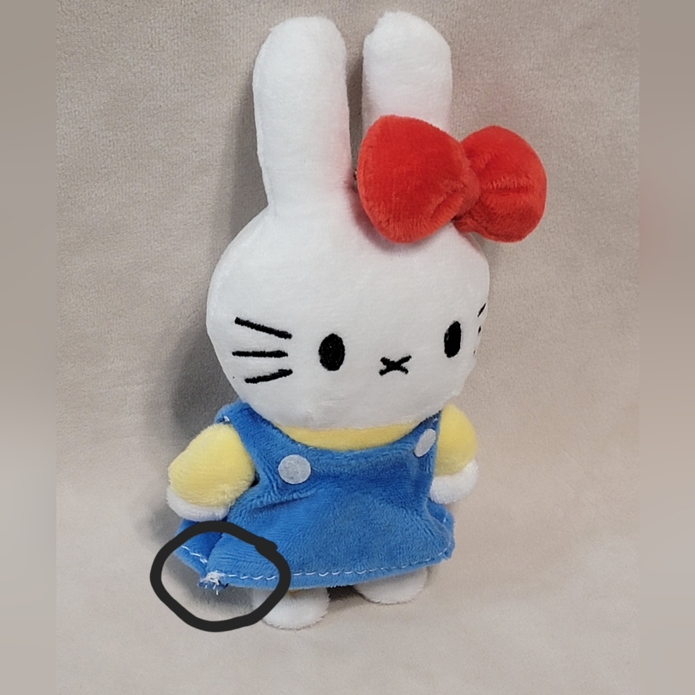 Hello Kitty X Miffy Plushie Plush Keychain Purse Dangler Bag Charm - Picture 5 of 6